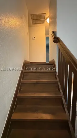 2450 W 67th Place Hialeah FL 33016