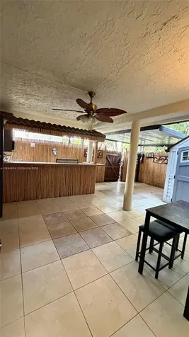2450 W 67th Place Hialeah FL 33016
