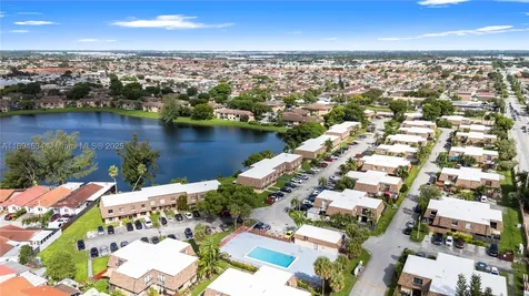 2450 W 67th Place Hialeah FL 33016
