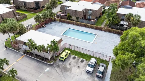 2450 W 67th Place Hialeah FL 33016