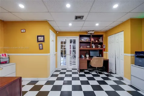 1121 NW 29th Street Miami FL 33127