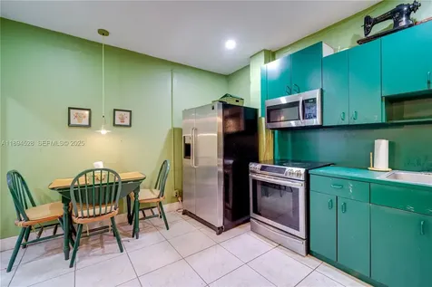 1121 NW 29th Street Miami FL 33127