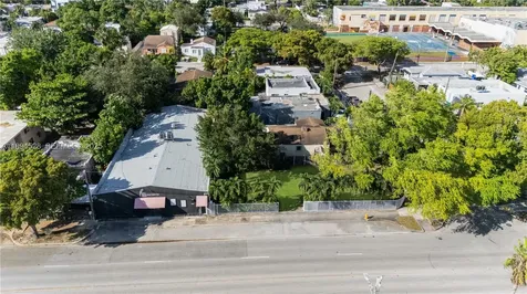 1121 NW 29th Street Miami FL 33127