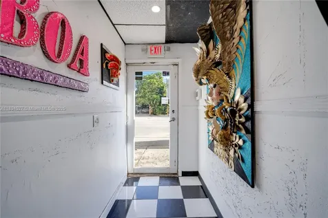 2900 NW 11th Avenue Miami FL 33127