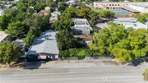2900 NW 11th Avenue Miami FL 33127