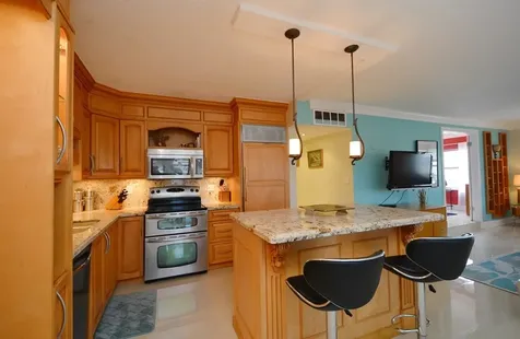 1250 W 26th Place Hialeah FL 33010