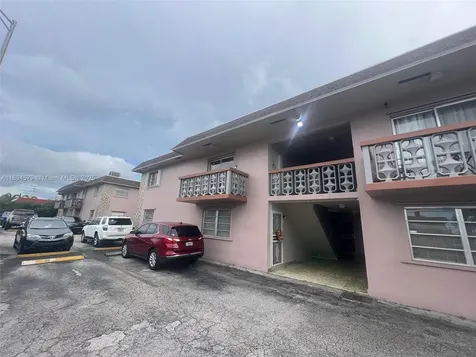 1250 W 26th Place Hialeah FL 33010