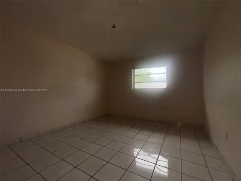 1250 W 26th Place Hialeah FL 33010