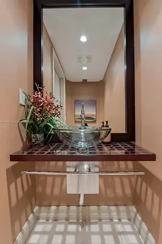 3535 S Ocean Drive Hollywood FL 33019