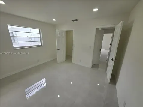 600 SW 8th Place Boynton Beach FL 33426