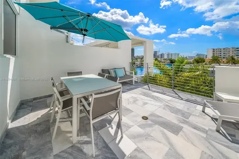 33 N Shore Drive Miami Beach FL 33141