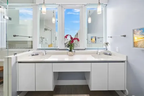 33 N Shore Drive Miami Beach FL 33141