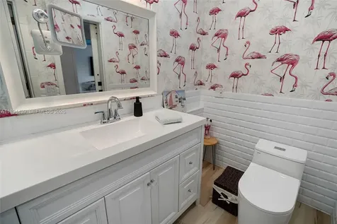 1201 S Riverside Drive Pompano Beach FL 33062