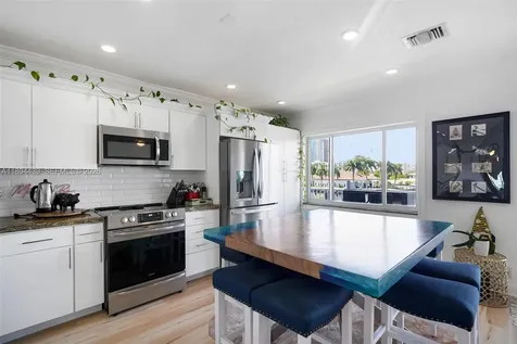 1201 S Riverside Drive Pompano Beach FL 33062