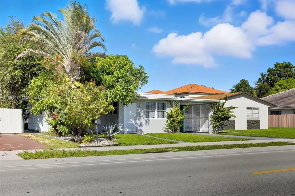 510 N 56th Avenue Hollywood FL 33021