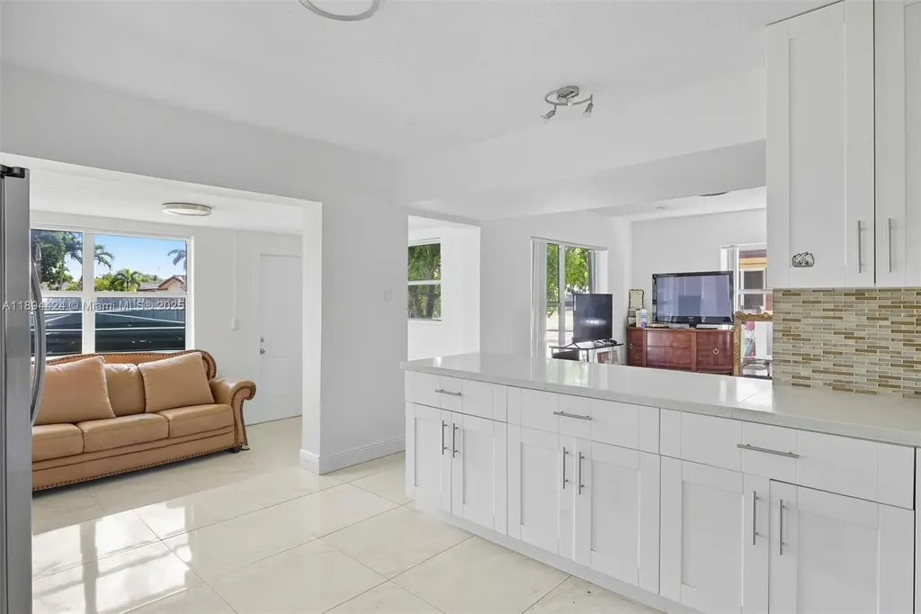 510 N 56th Avenue Hollywood FL 33021