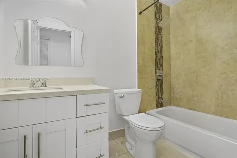 510 N 56th Avenue Hollywood FL 33021