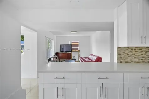 510 N 56th Avenue Hollywood FL 33021