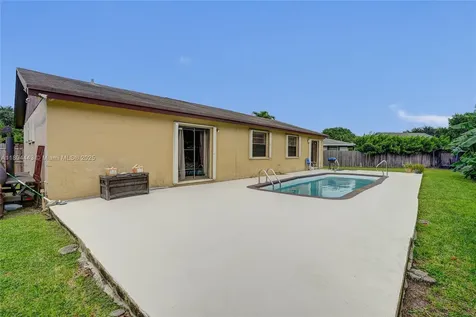 29861 SW 165th Avenue Homestead FL 33033