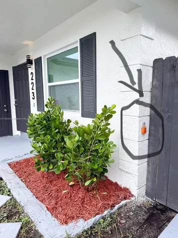 2230 Farragut Street Hollywood FL 33020