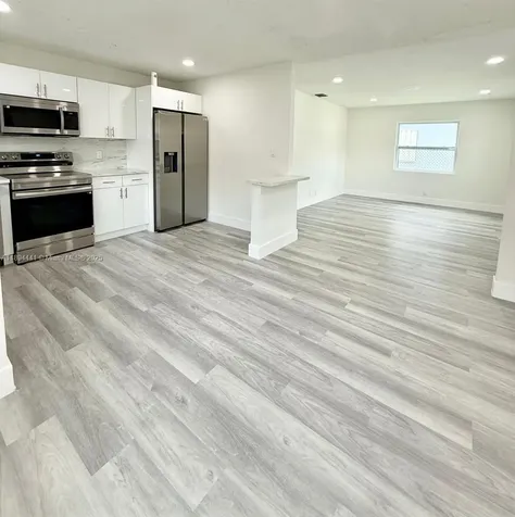 2230 Farragut Street Hollywood FL 33020