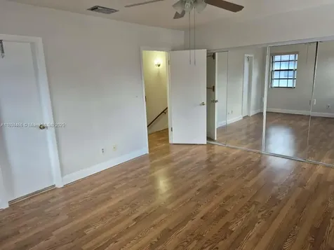 267 NW 106th Terrace Pembroke Pines FL 33026