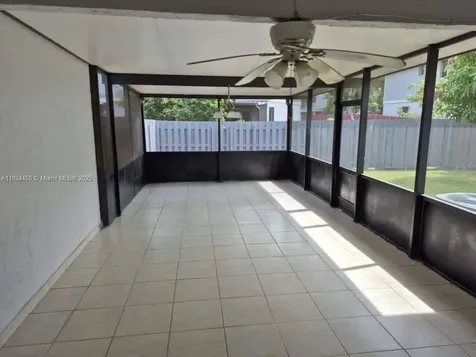 267 NW 106th Terrace Pembroke Pines FL 33026