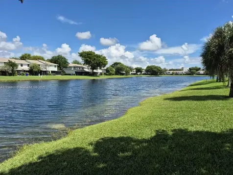 267 NW 106th Terrace Pembroke Pines FL 33026