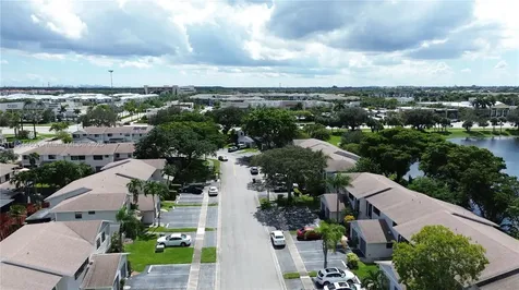 267 NW 106th Terrace Pembroke Pines FL 33026