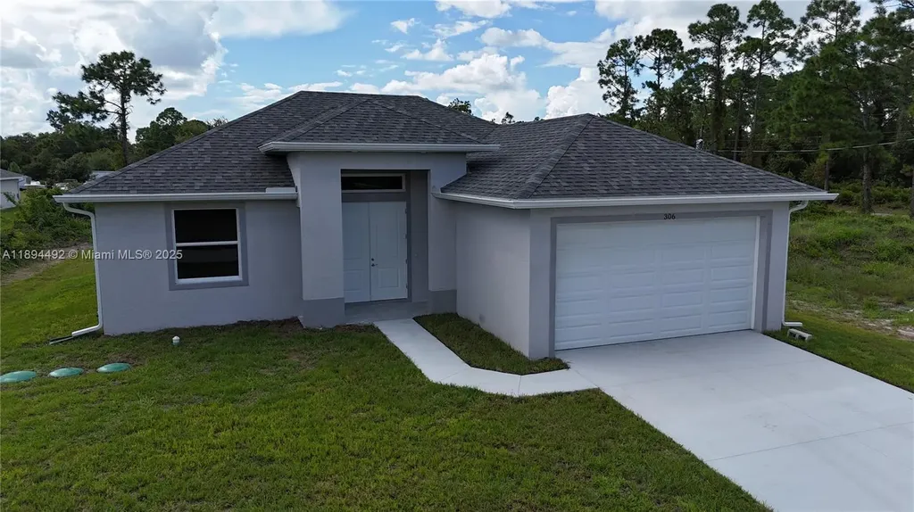 306 Lenz Avenue S Lehigh Acres FL 33974