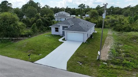 306 Lenz Avenue S Lehigh Acres FL 33974