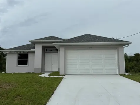 306 Lenz Avenue S Lehigh Acres FL 33974