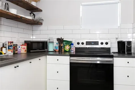 1866 NW 47th Street Miami FL 33142