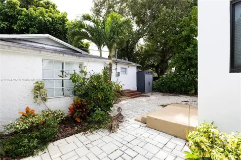 1866 NW 47th Street Miami FL 33142