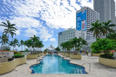253 NE 2nd Street Miami FL 33132
