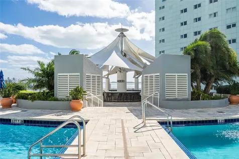 253 NE 2nd Street Miami FL 33132
