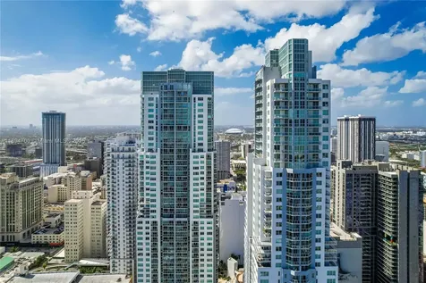 253 NE 2nd Street Miami FL 33132