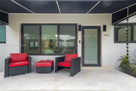 2484 SW 25 Street Miami FL 33133