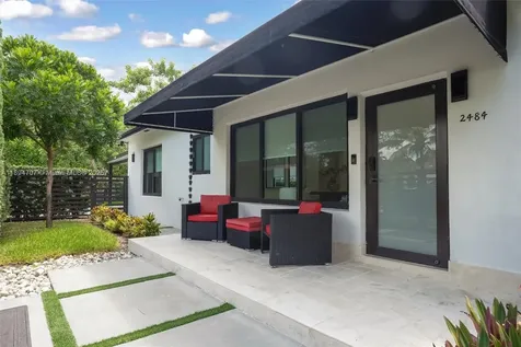 2484 SW 25 Street Miami FL 33133