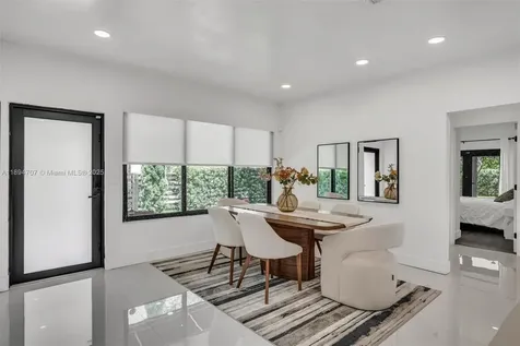 2484 SW 25 Street Miami FL 33133