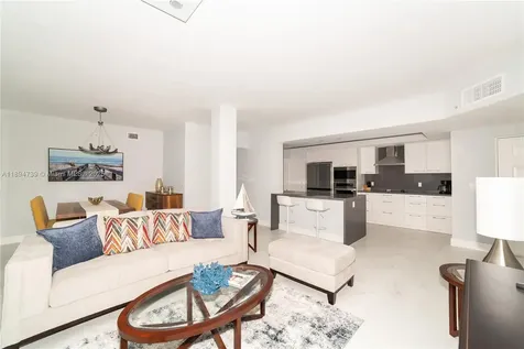 17145 N Bay Road Sunny Isles Beach FL 33160