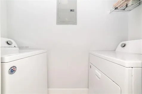 17145 N Bay Road Sunny Isles Beach FL 33160