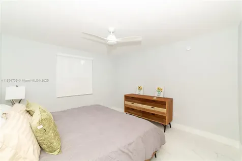 17145 N Bay Road Sunny Isles Beach FL 33160