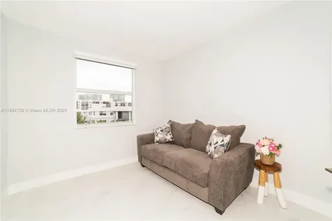 17145 N Bay Road Sunny Isles Beach FL 33160