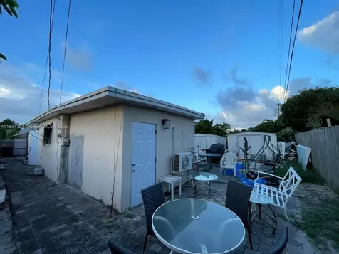 1715 Sunset Avenue Lake Worth FL 33460