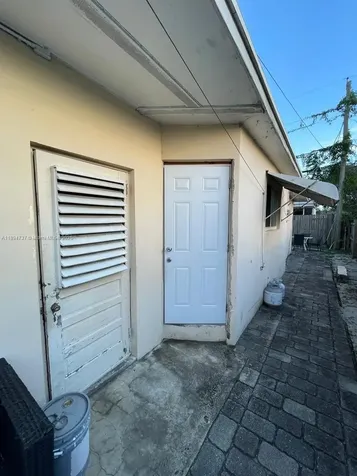1715 Sunset Avenue Lake Worth FL 33460