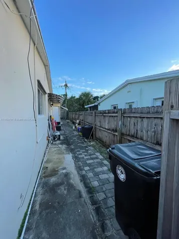 1715 Sunset Avenue Lake Worth FL 33460