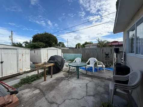 1715 Sunset Avenue Lake Worth FL 33460