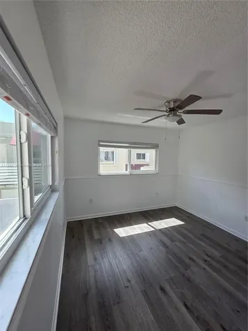 563 NW 98th Avenue Plantation FL 33324