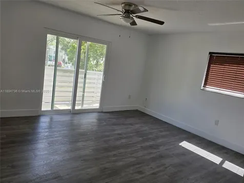 563 NW 98th Avenue Plantation FL 33324